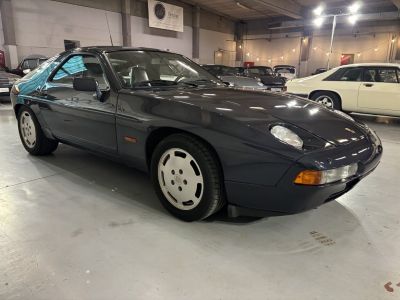 Porsche 928 S4  - 5