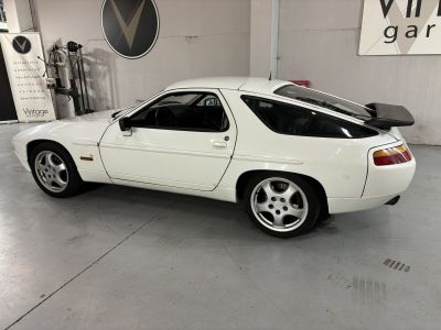 Porsche 928 S4  - 13