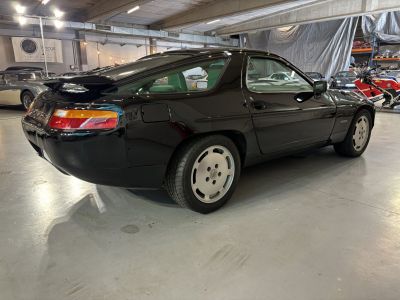 Porsche 928 S4  - 18