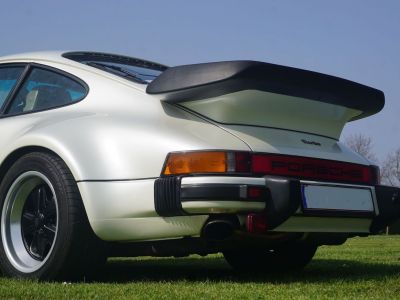 Porsche 930 Turbo - 1983  - 26