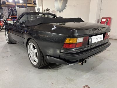 Porsche 944 S2  - 16