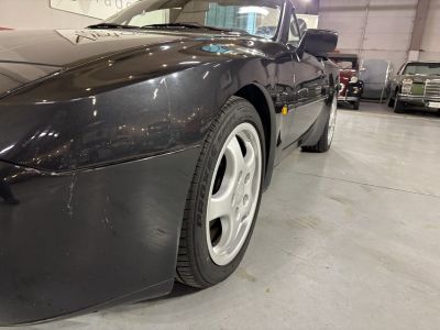 Porsche 944 S2  - 22