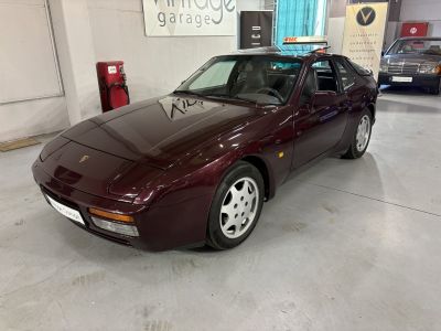 Porsche 944 S2  - 1