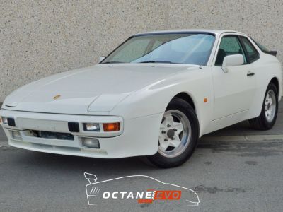 Porsche 944 Targa  - 1