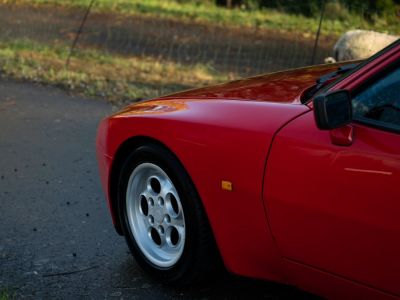 Porsche 944 Turbo  - 8