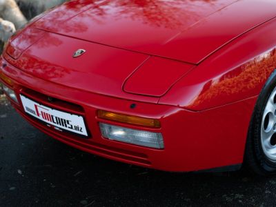 Porsche 944 Turbo  - 11