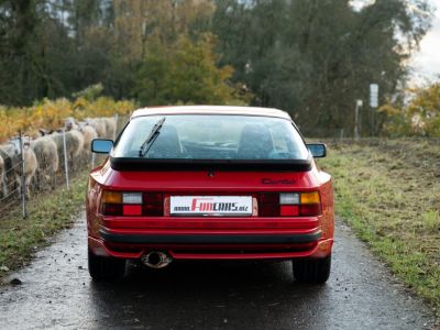 Porsche 944 Turbo  - 23