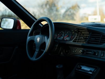 Porsche 944 Turbo  - 41