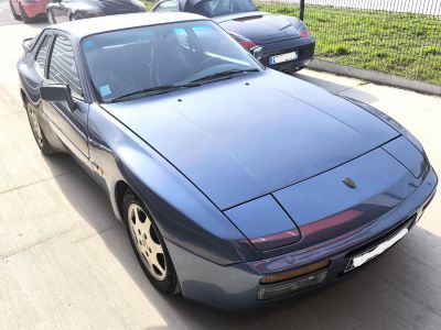 Porsche 944 TURBO S 944 2.5 Turbo (250Ch)  - 2