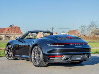 Porsche 992 911 Carrera S Cabrio 3.0 PDK 450PK - HISTORIEK - APPLE CARPLAY - 360° - SPORTUITLAAT - BOSE - ACTIVE SAFE  - 17