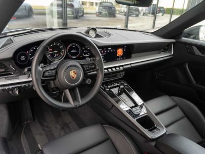 Porsche 992 Carrera 4S SportDesign Lifting Pano Chrono BOSE  - 9