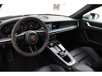 Porsche 992 CARRERA - NAVI SPORTUITLAAT PANO  - 16