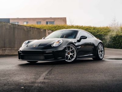 Porsche 992 S-T Lift 4.0 Heritage Edition Bucket Seats  - 11