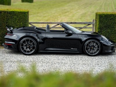 Porsche 992 Turbo S Cabriolet - 2024  - 13