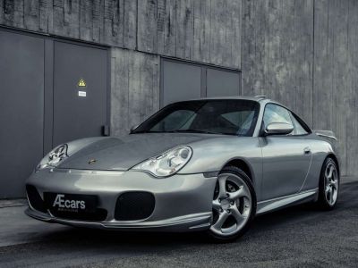 Porsche 996 911 CARRERA 4  - 1