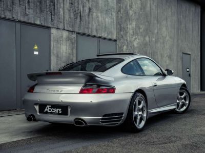 Porsche 996 911 CARRERA 4  - 3