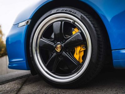 Porsche 997 Speedster Limited 105 of 356 Pure Blue BOSE  - 9