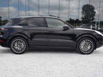 Porsche Cayenne 4.0 TURBO 1st Owner Softclose BOSE Chrono Pano  - 5