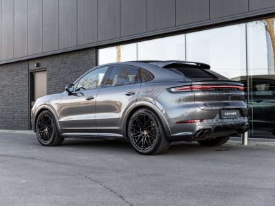 Porsche Cayenne COUPE E-HYB-SPORTUITL-21-PANO-MATRIX-ACC-360-BOSE  - 2