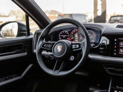 Porsche Cayenne Coupé E-Hybrid-SPORTDESIGN-DISPLAY-18W-FULL  - 19