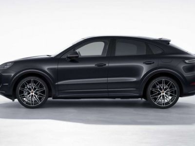 Porsche Cayenne Coupé Hybride | Bose Matrix 22 Spyder ...  - 3