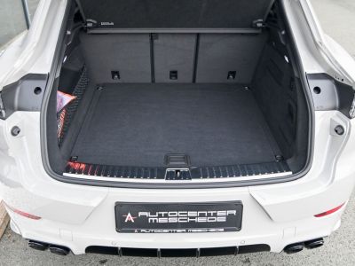 Porsche Cayenne Coupe Platinum Edition  - 10