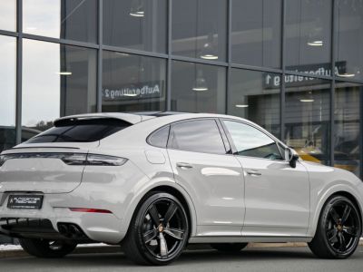 Porsche Cayenne Coupe Platinum Edition  - 36