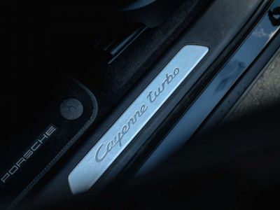 Porsche Cayenne Coupé Turbo S- Full options- V8 Tiptronic  - 14