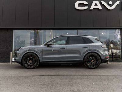 Porsche Cayenne E-HYB-AIR-CHRONO-21-MATRIX-360-PANO-14W-MASSAGE-.  - 3