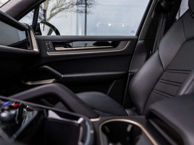 Porsche Cayenne S E-HYB-22-PDCC-NACHTZICHT-DISPL-HUD-CARBON-.....  - 30