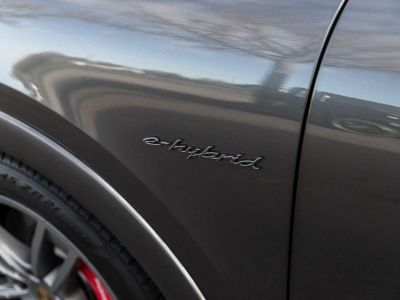 Porsche Cayenne S E-HYB-CARBON-MASSAGE-NACHTZICHT-PDCC-DISPL-HUD  - 16