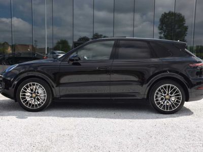 Porsche Cayenne TURBO 1st Owner Softclose BOSE Chrono Pano 360°  - 3