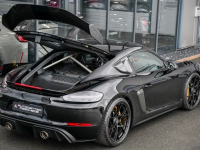 Porsche Cayman GT4 RS Clubsport Weissach  - 41