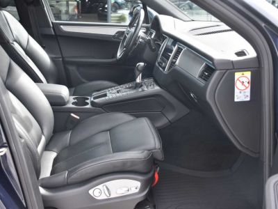 Porsche Macan 2,0 PANO Sportexhaust 20'Alu 14Way Memory  - 12