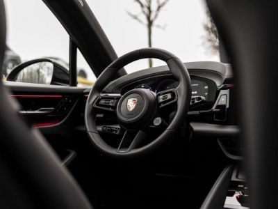 Porsche Macan 4 EV 100KW-22-AIR-MATRIX-PANO-ACC-AUGM. HUD-DISPL  - 45