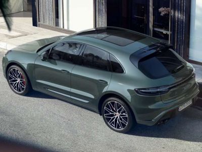 Porsche Macan GTS | Malachite Green 1st Owner  - 4