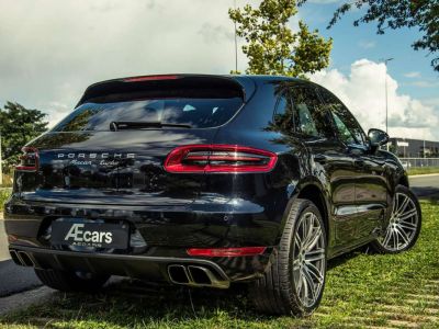 Porsche Macan TURBO  - 2