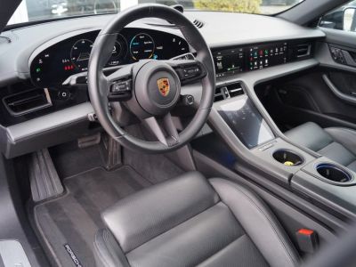 Porsche Taycan 4S ACC PANO  - 11