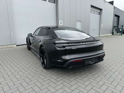 Porsche Taycan 93.4 kWh Turbo S -- PACK CARBON TOIT PANO  - 4