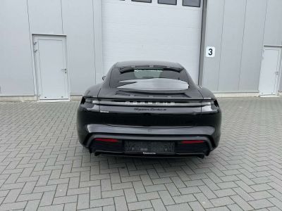 Porsche Taycan 93.4 kWh Turbo S -- PACK CARBON TOIT PANO  - 5