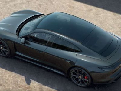 Porsche Taycan GTS | INNODRIVE BOSE CARBON HEADUP 22kW  - 4