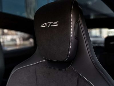 Porsche Taycan GTS SPORTDESIGN-21-AIR-PANO-MATRIX-ACC-360-BOSE  - 31