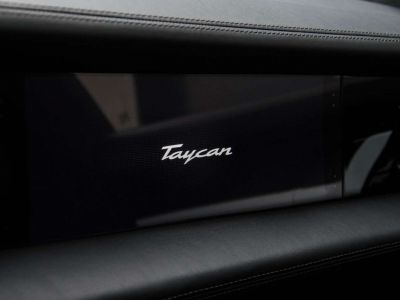 Porsche Taycan TURBO  - 27