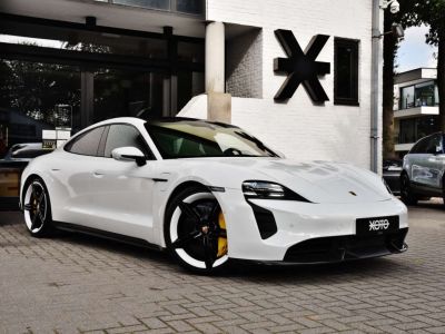 Porsche Taycan TURBO S SPORT DESIGN CARBON  - 18