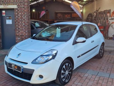 Renault Clio 1.5 DCI 75ch dynamique  - 4