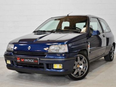 Renault Clio 16S 137cv  - 1