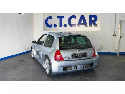 Renault Clio II 3.0 V6 Sport  - 5