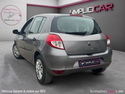 Renault Clio III 5 portes  - 7