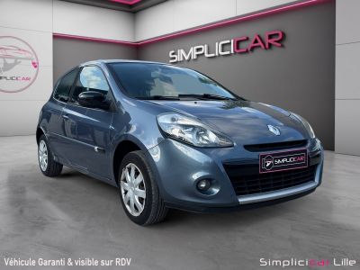 Renault Clio III dCi 75 eco2 20th anniversaire / Tom Tom Nav  - 1