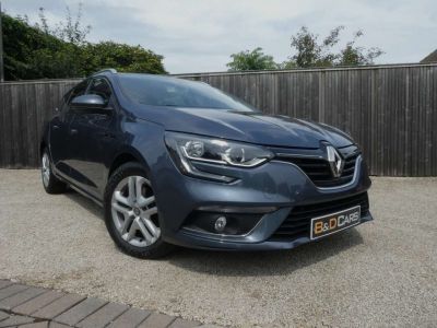 Renault Megane 1.2 TCe AIRCO-NAVI-CRUISE NETTO: 6.603 EURO  - 1